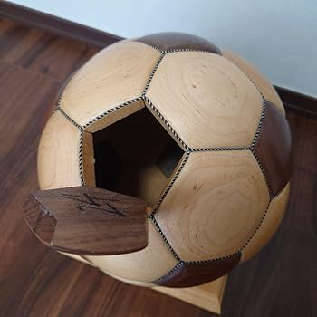スワロフスキー　ピルケース　サッカーボール　インテリア　置物 サッカーボール ピルケース インテリア 置物 スワロフスキー